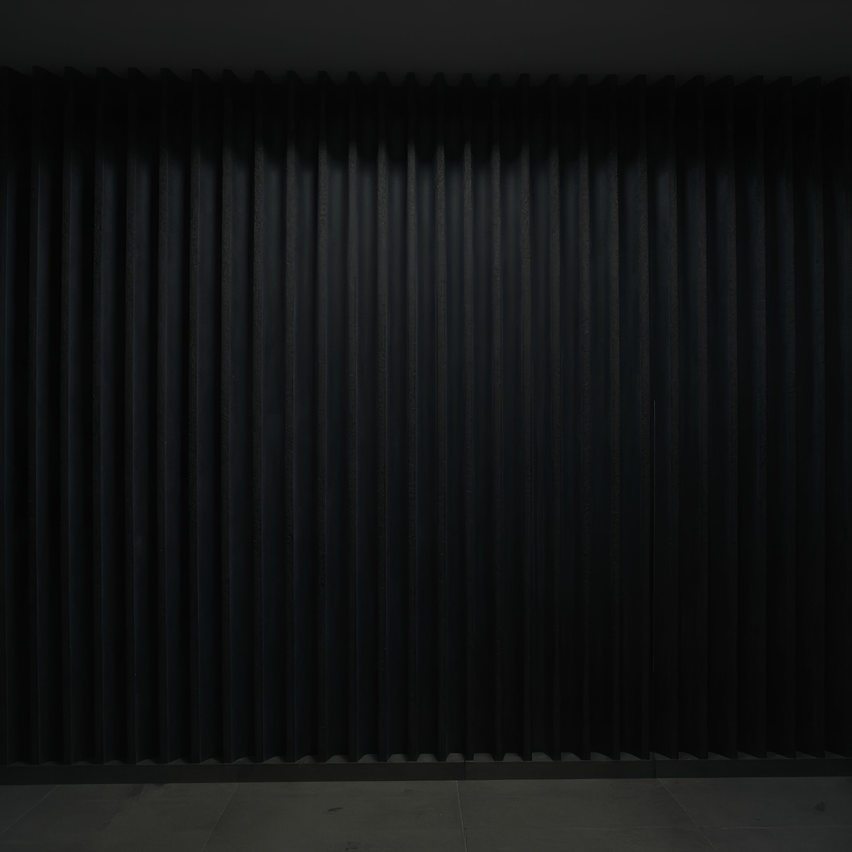 Suède Zwart – 270×60 cm (21 mm Dikte) | Akoestische Wandpanelen van Totaal Decor