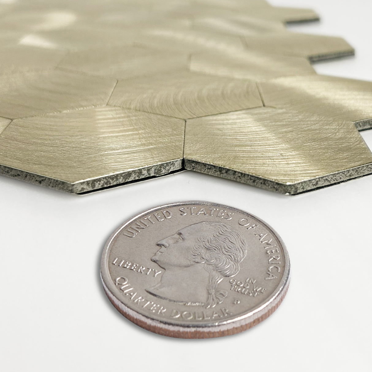 Brushed Gold Hexagonal| Zelfklevende Steenstrips van Totaal Decor